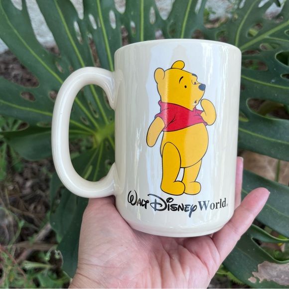 WALT DISNEY WORLD Winnie The Pooh large mug - Picture 3 of 8